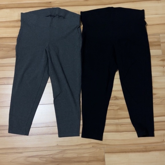 torrid Pants - ✌️ Torrid 2 Pairs of Capri Signature Waist Premium Torrid Leggings 
Black & Gray